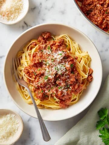 Classic Pasta Bolognese Recipe