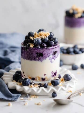 Blueberry Cheesecake Overnight Oats Recipe