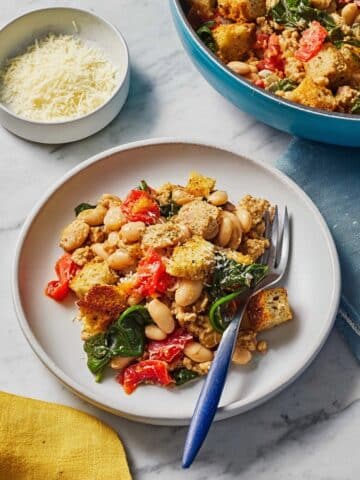 Ground Turkey Skillet Dinner with Spinach, Tomatoes, White Beans and Homemade Croutons Recipe