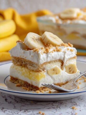 Banana Pudding with Vanilla Wafers and Cream Cheese Layer Recipe