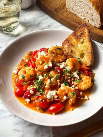 Shrimp Saganaki (Γαρίδες σαγανάκι) Recipe