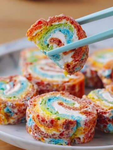 Fruity Pebbles Sushi Recipe