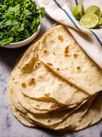 Easy Homemade Flour Tortillas Recipe